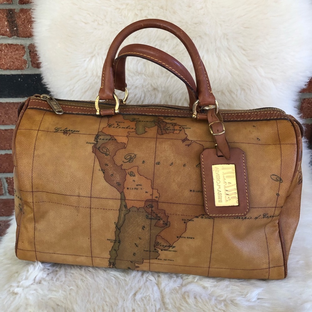 😍 Beautiful Auth Alviero Martini Bag!🥰